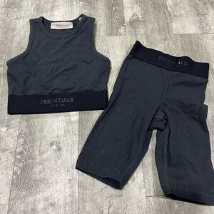 FEAR OF GOD ESSENTIALS SPORT SHORT & SPORT BRA ‘Iron’